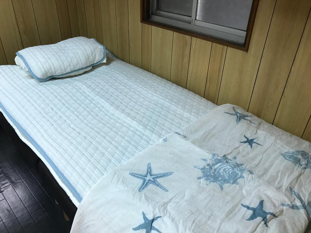 Guest House Okiniⅱ Osaka Buitenkant foto